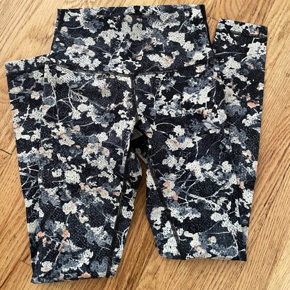 Lululemon Wunder Under Crop Leggings Size 4